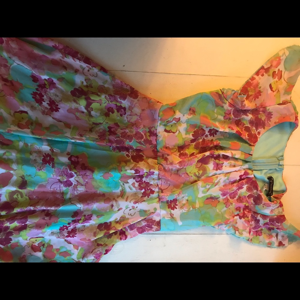 Super cute floral pink dress